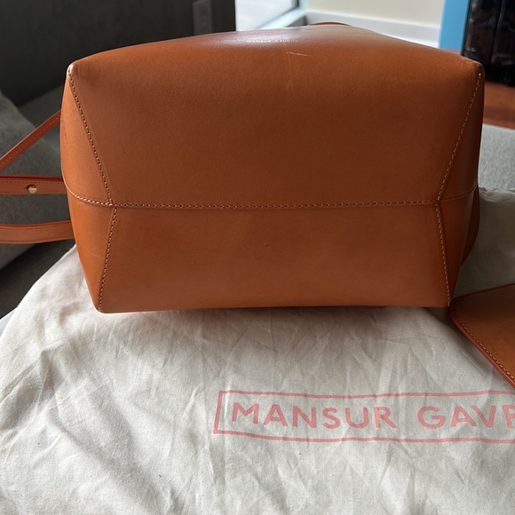 mansur gavriel bucket bag - Picture 4 of 14